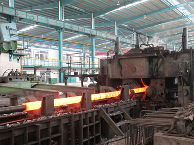 安庆无缝钢管厂家生产线